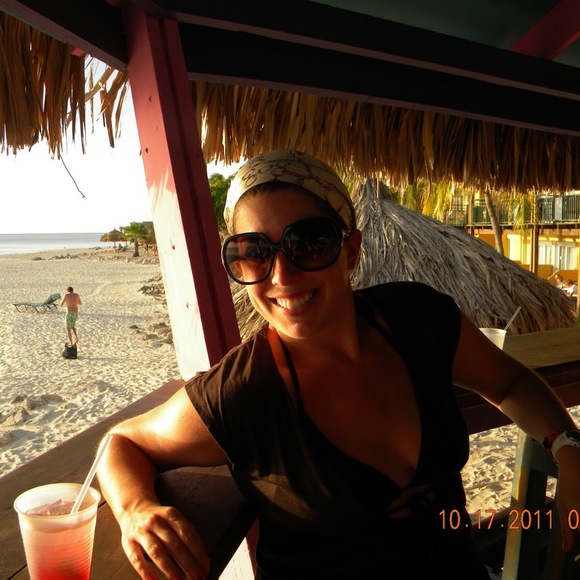 Meet your Posher, Tara - Picture 1 of 1